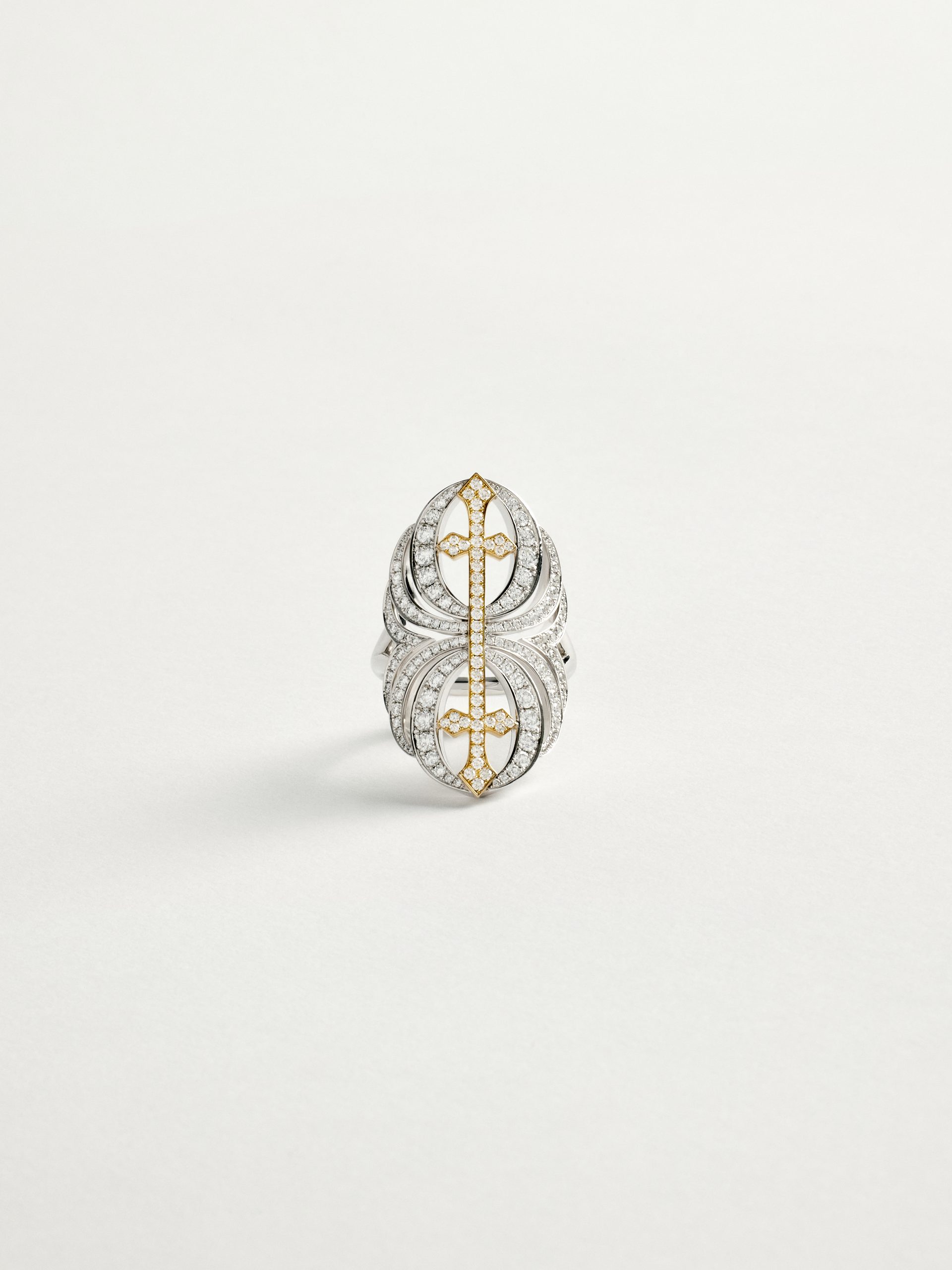 20240205_TheDrays_0180 Bague diamant en or blanc et jaune chevaleresque | The Drays