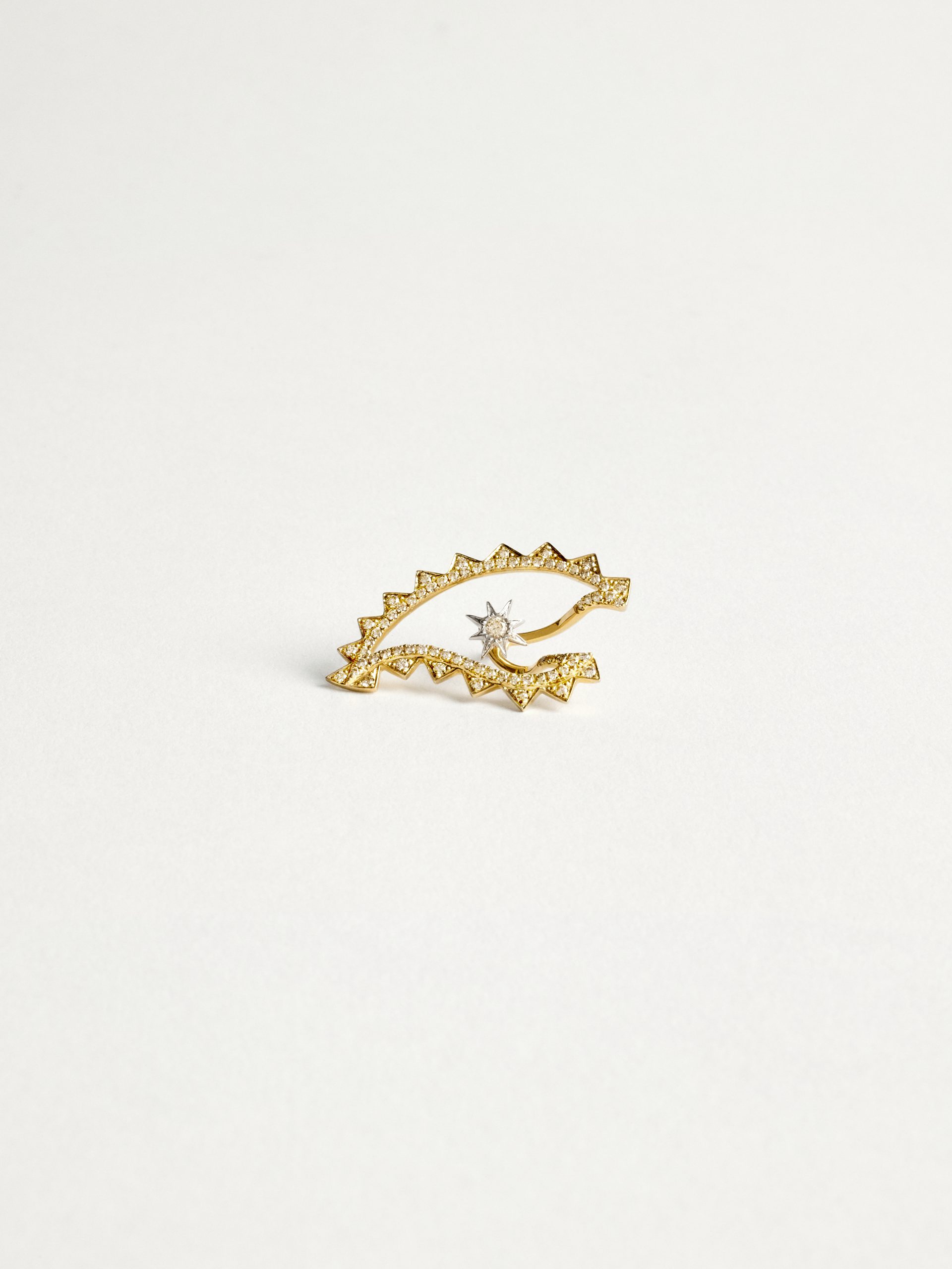 20240205_TheDrays_0217 Boucles d'oreilles diamant en or jaune et blanc flame marquise | The Drays