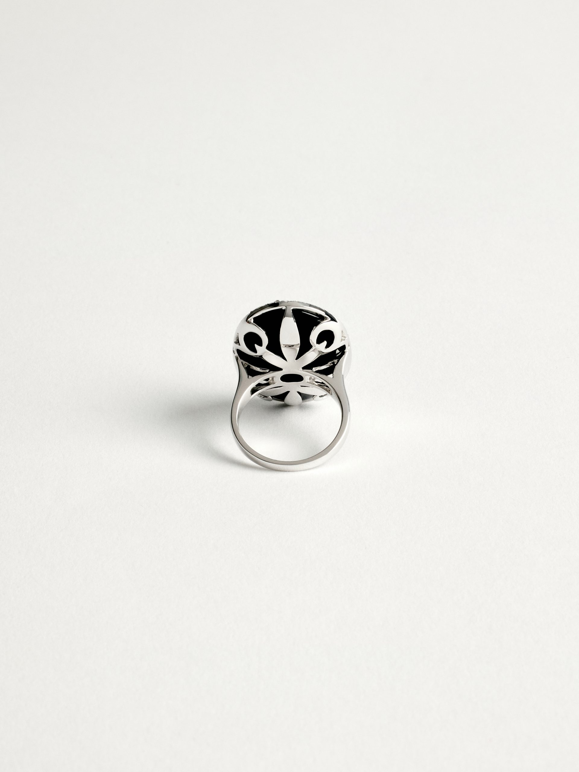 20240205_TheDrays_0375 Bague diamant et or blanc camée  | The Drays