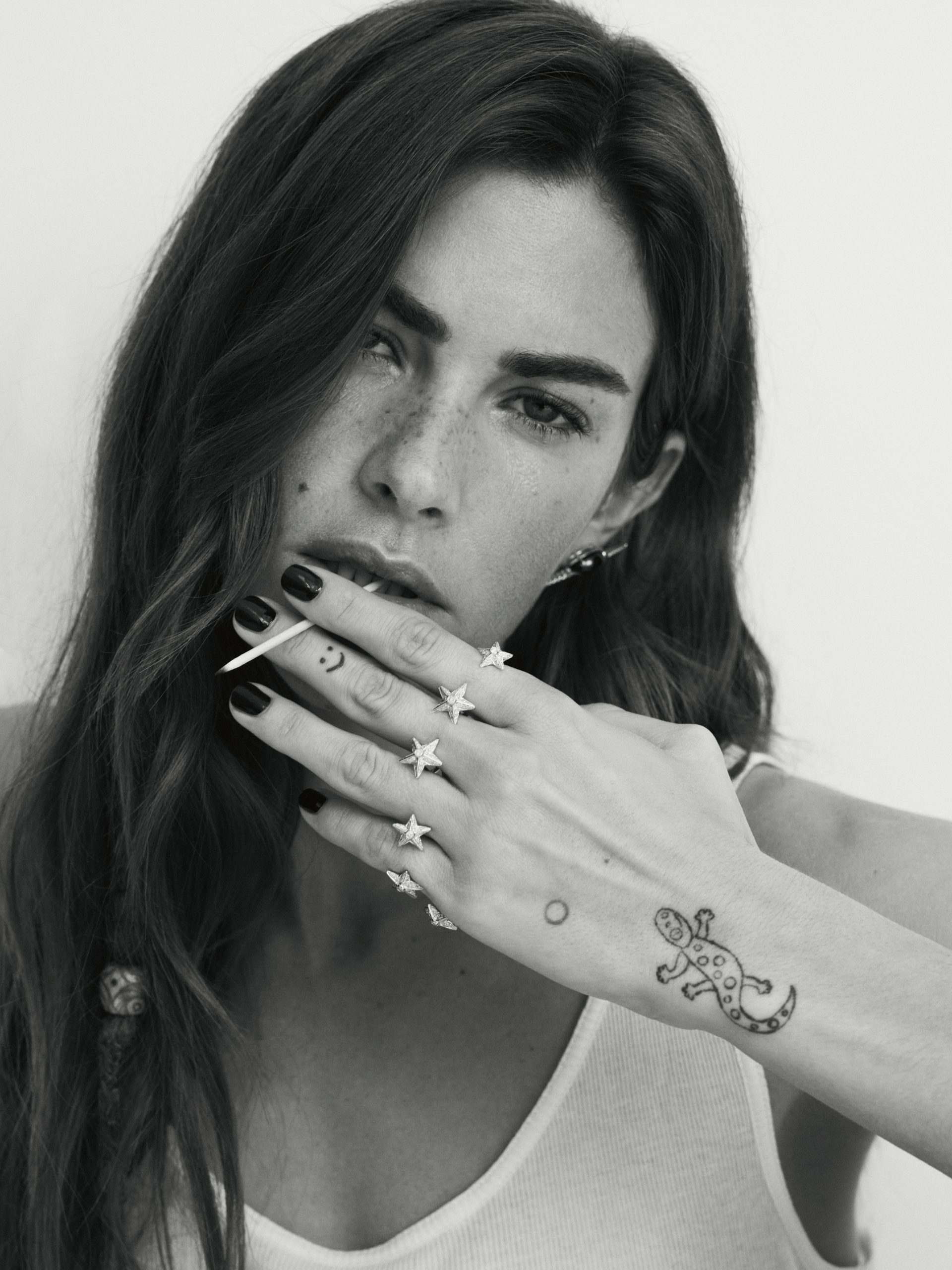 20240208_TheDrays_Clara_0302 Bague poing étoile diamant en or blanc - joaillerie | The Drays