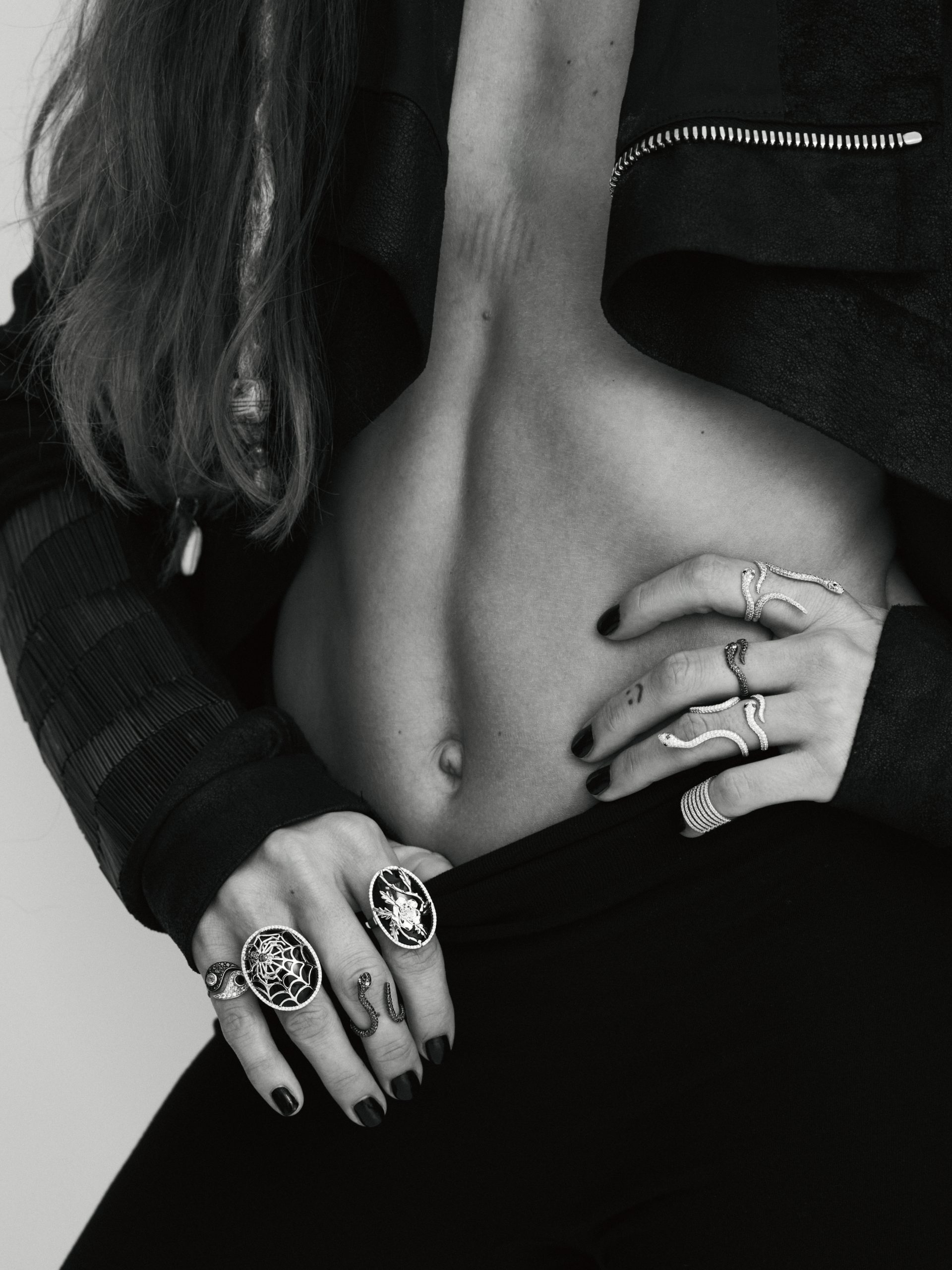 20240208_TheDrays_Clara_1207 Bague diamant en or noir satine - joaillerie | The Drays
